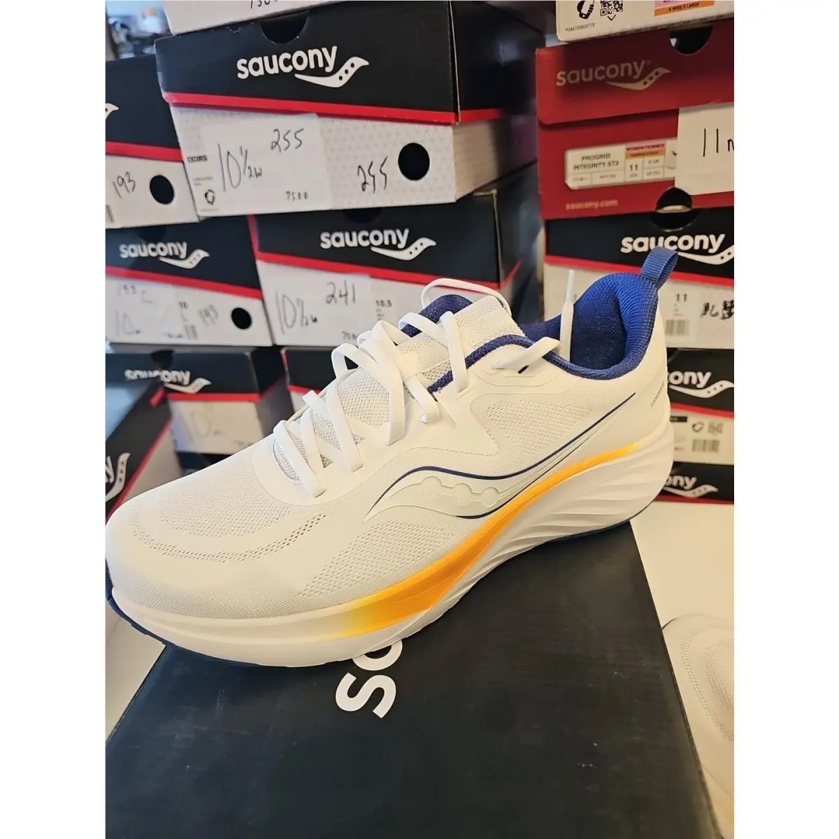 Saucony shoes - Saucony Lancer - Lancer - White 0