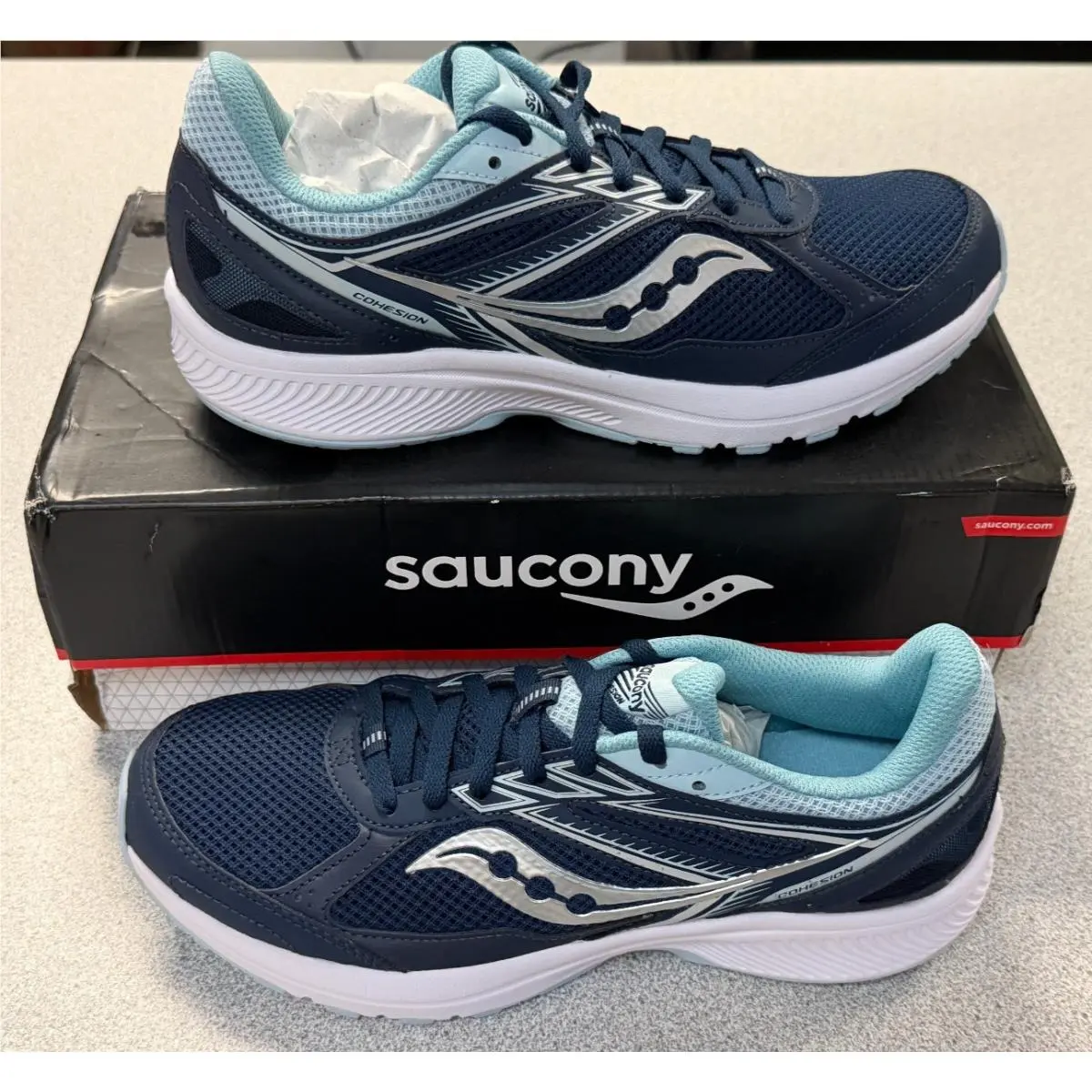 Saucony Cohesion 14 Women`s Size 10 Navy Light Blue Mesh Running Sneakers