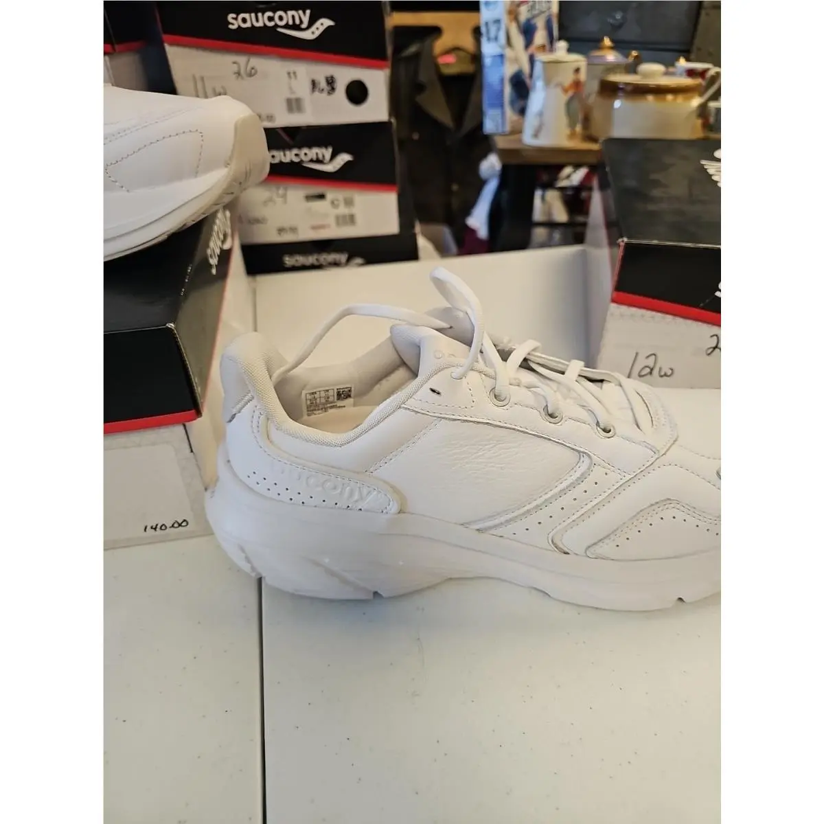 Saucony shoes - Saucony Guide - Guide - S21003-121 - White 1