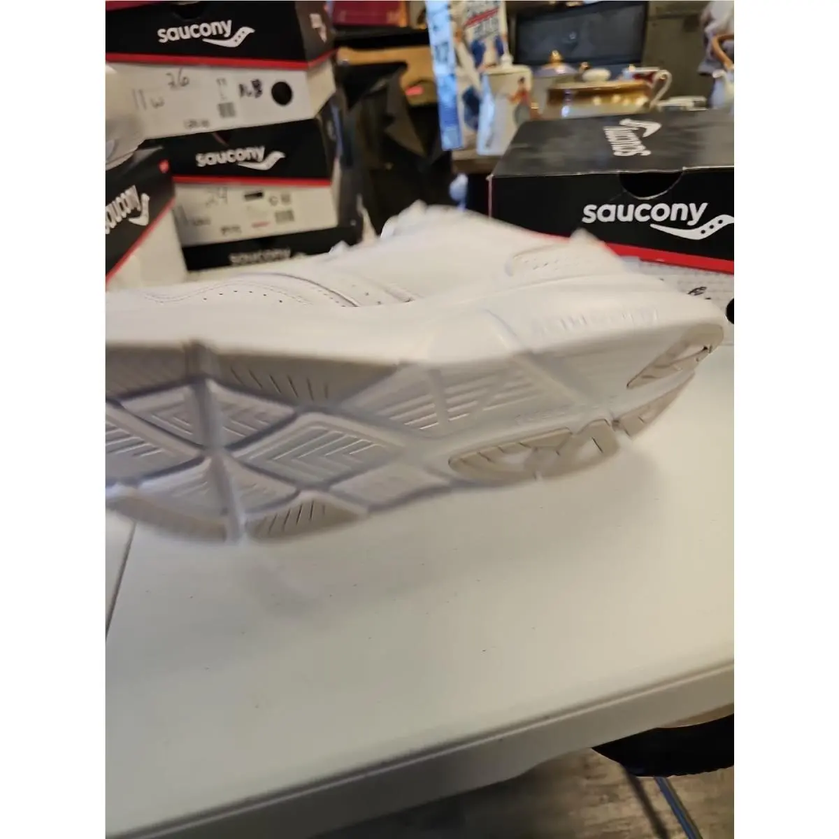 Saucony shoes - Saucony Guide - Guide - S21003-121 - White 3
