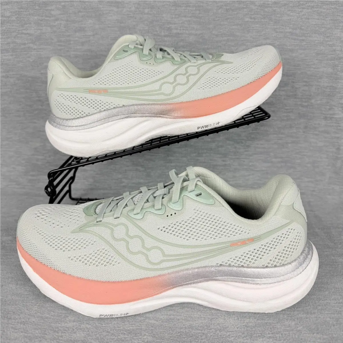 Saucony Ride 15 Running Sneakers Womens 11 W Sage Green Coral Silver Comfort
