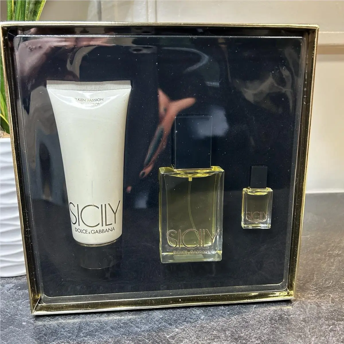 Dolce Gabbana Sicily Gift Set Edp 1.7 oz Spray Mini 3.4 oz Body Lotion by Dolce & Gabbana