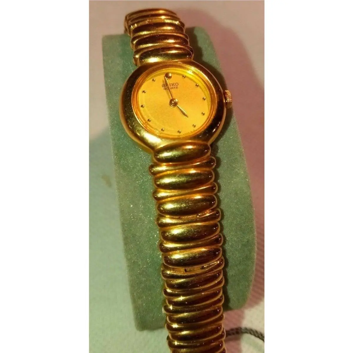 Antique 80`S 90`S  Womens Wrist Watch Model: SXN354J by Seiko