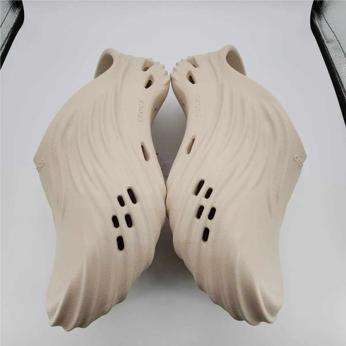 Crocs shoes - 210521-0LL - 210521-0LL - Beige 7