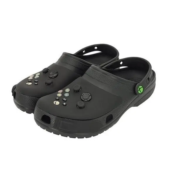Xbox Classic Clogs Men`s Size 10 Slip On Shoes Unisex 211439-001 Black by Crocs
