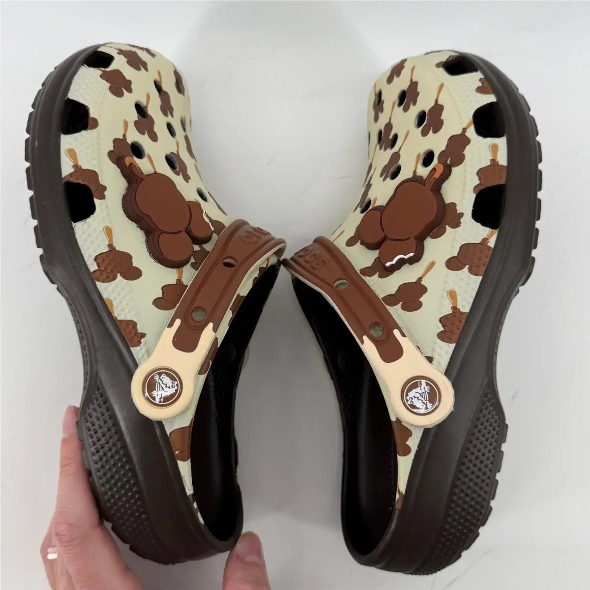 Crocs shoes - Cream 6