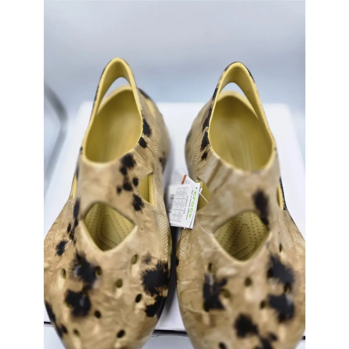 Crocs shoes - Crocs Pollex Juniper - Pollex Juniper - 209552-76A - Yellow 6