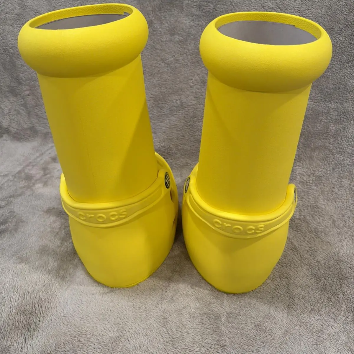 Crocs shoes - Crocs Mschf Big - Mschf Big - MSCHF010-Y - Yellow 4