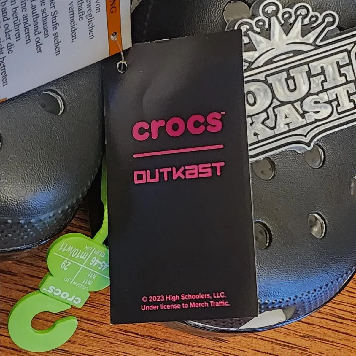 Crocs shoes - Classics - Classics - Black (UPC: 196265500048) 6