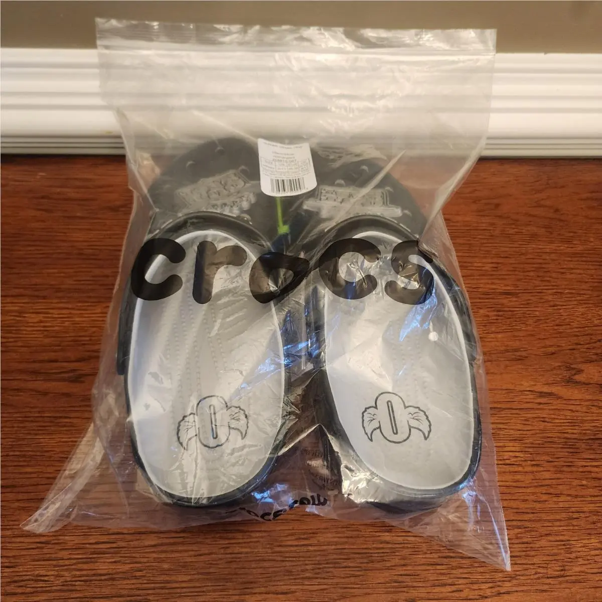 Crocs shoes - Classics - Classics - Black (UPC: 196265500048) 7