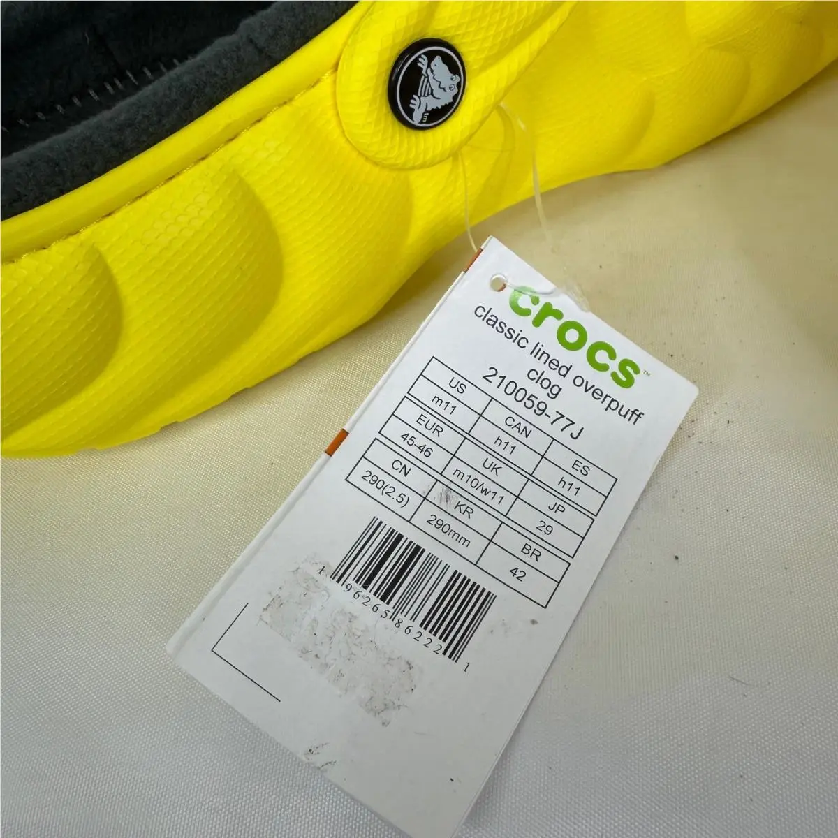 Crocs shoes - Classic Lined Overpuff Clog - Classic Lined Overpuff Clog - Yellow 3