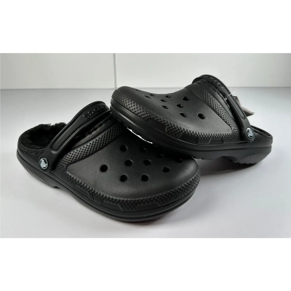 Crocs Unisex Classic Lined Neo Puff Clog Roomy Fit Black Size M7 W9 029SD