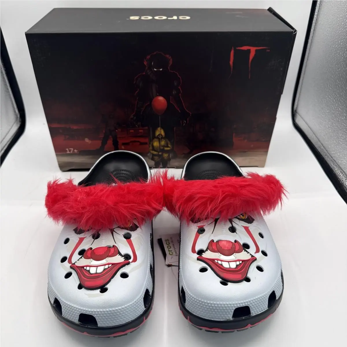 Crocs shoes - IT Chapter 2 - Chapter - Multicolor (UPC: 198445315237) 0