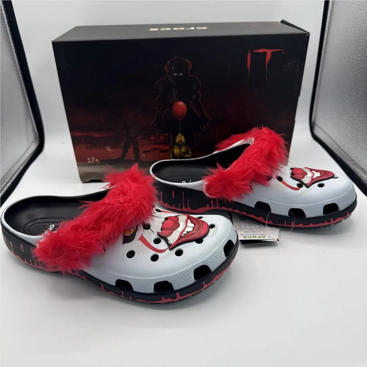 Crocs shoes - IT Chapter 2 - Chapter - Multicolor (UPC: 198445315237) 1