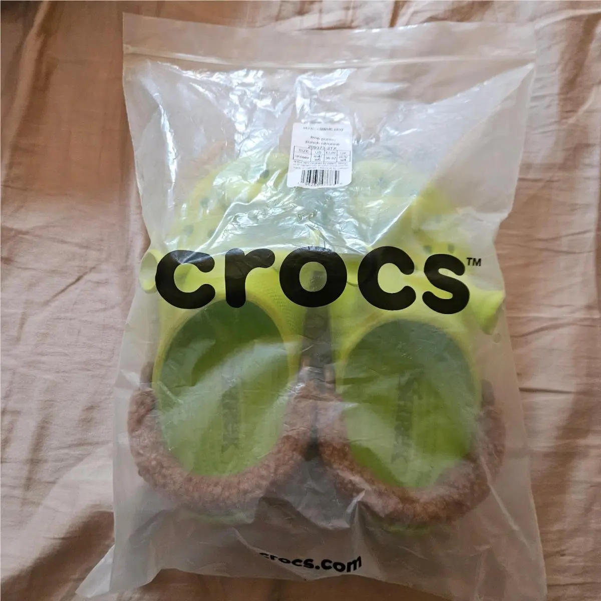 Crocs shoes - crocs shrek - shrek - Lime Punch 1