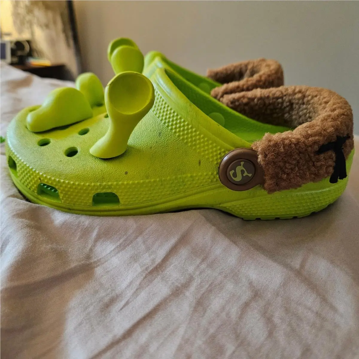 Crocs shoes - crocs shrek - shrek - Lime Punch 3