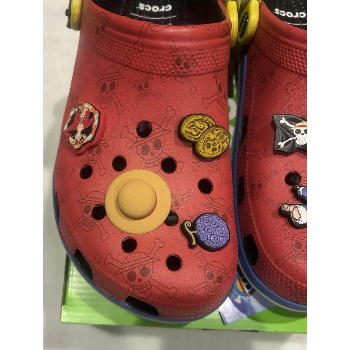 Crocs shoes - Red (UPC: 0198445427367) 0