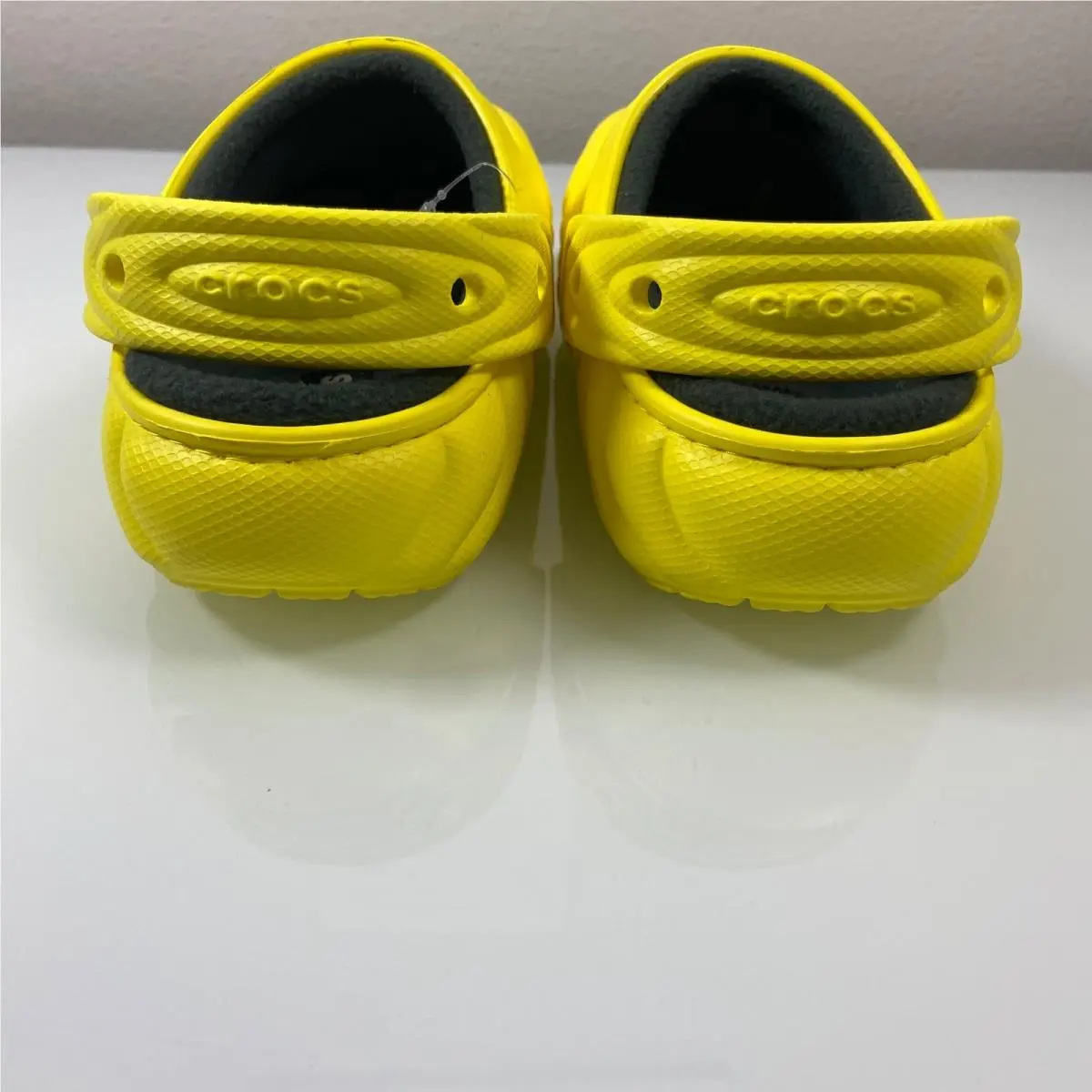 Crocs shoes - Classic Lined Overpuff Clog - Classic Lined Overpuff Clog - Yellow 1