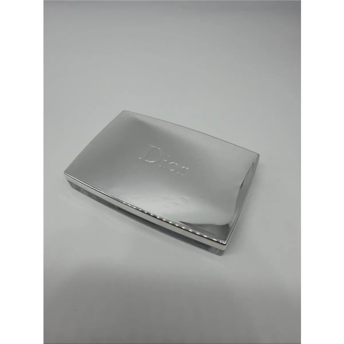Dior Eye Reviver Backstage Pros Illuminating Neutrals Eye Palette 002 G3