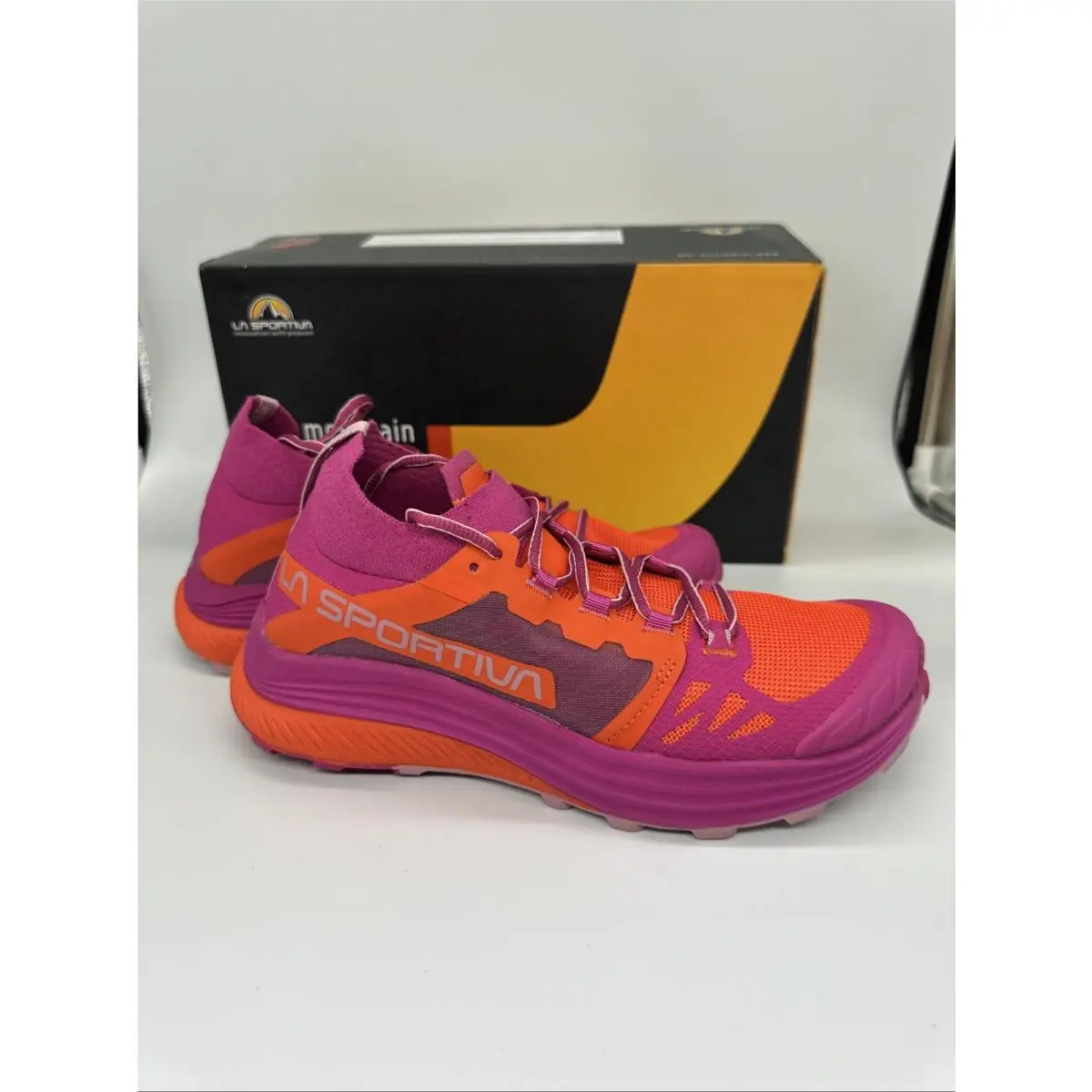 Lasportiva shoes - La Sportiva Mountain - Mountain - Orange, Pink 4