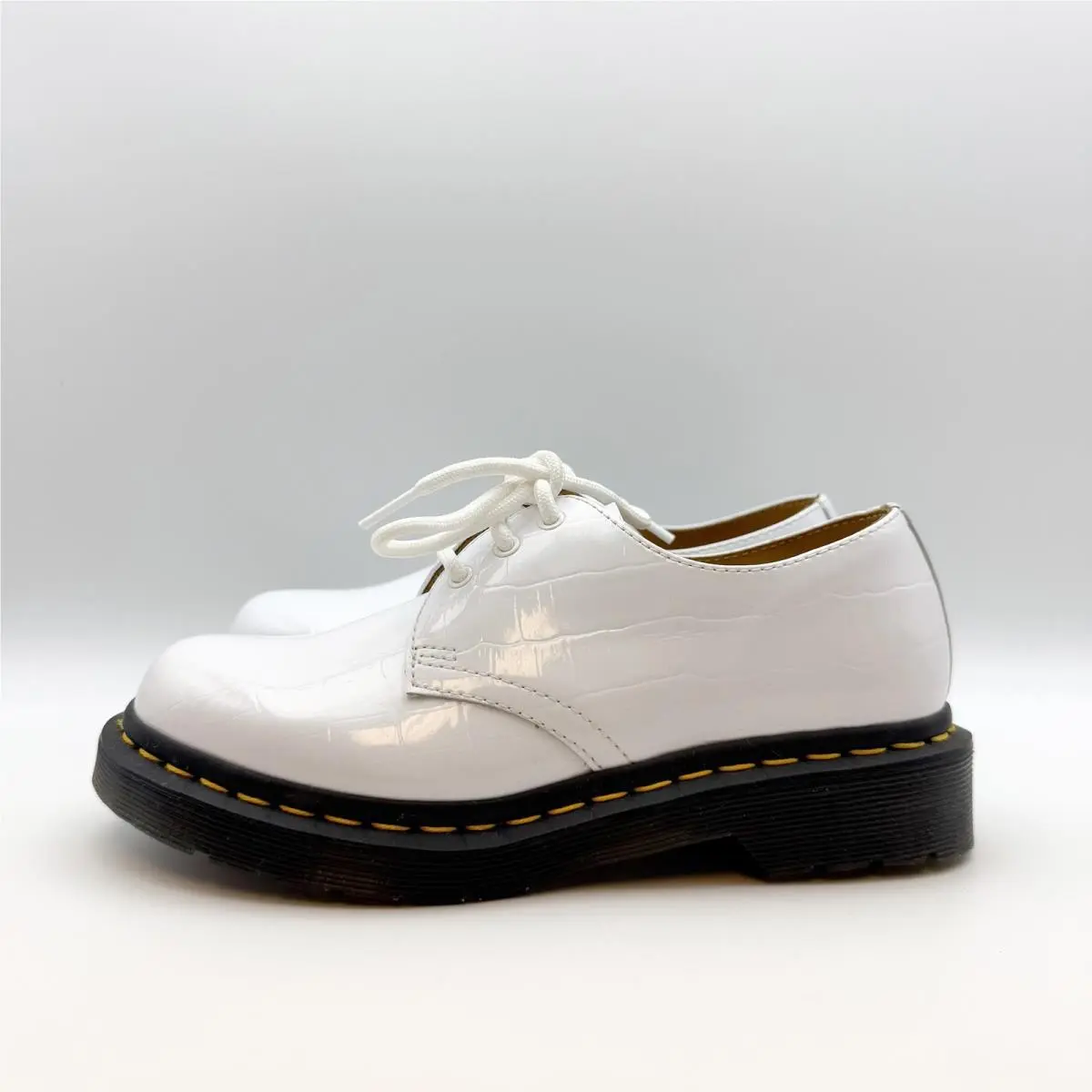 Dr. Martens shoes - White (UPC: 190665416848) 5