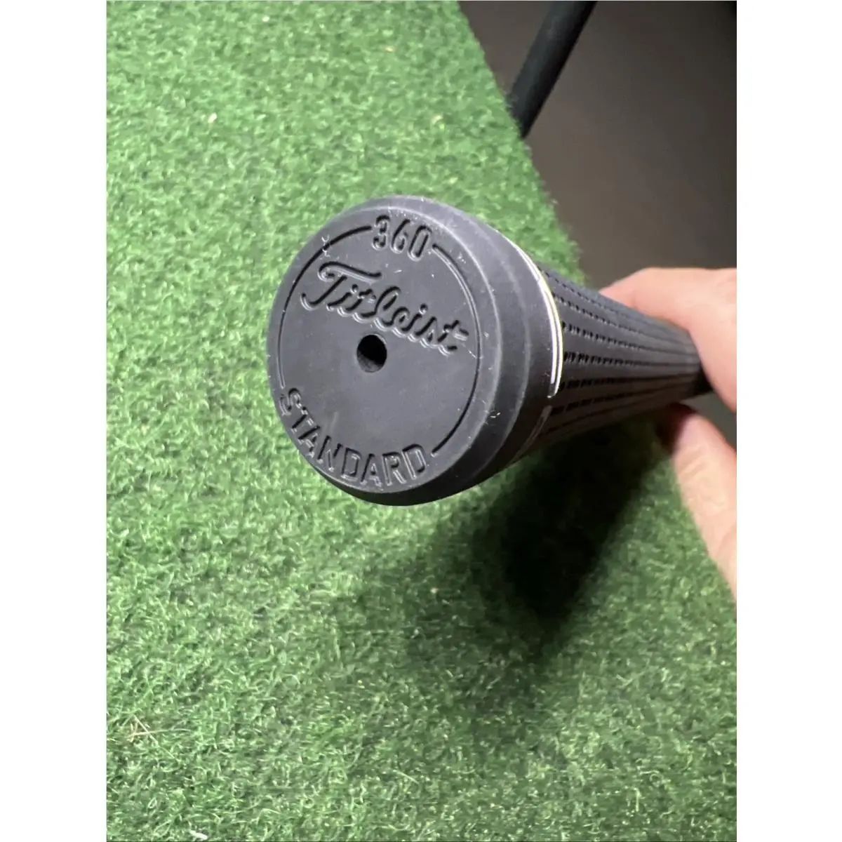 Titleist  - GT2 (UPC: 0196665716735) 12