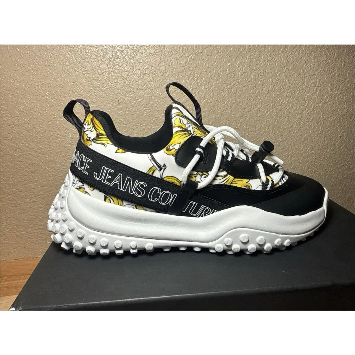 Versace Jeans Couture Outline Barocco Hyber Sneakers Size 40 US 7.5