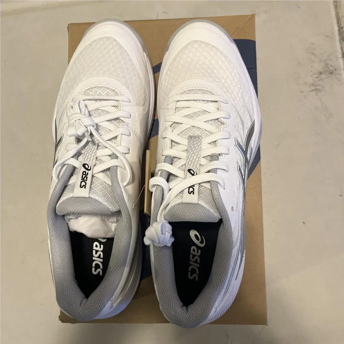 Asics Women`s Gel-tactic 12 Indoor Sport Shoes 10.5 US White/silver