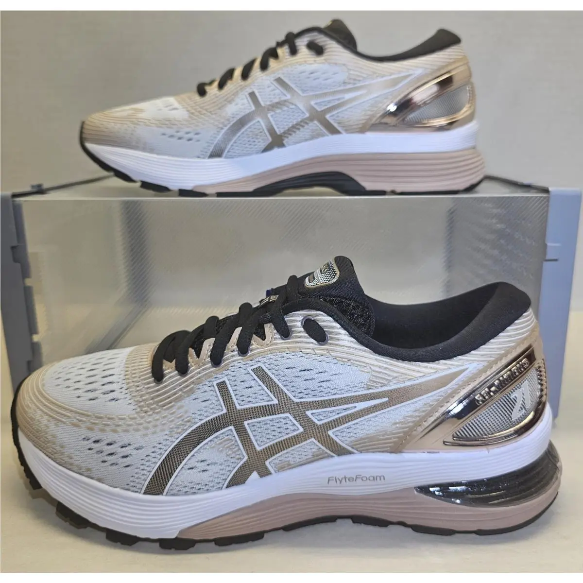 Asics Women`s Gel-nimbus 21 Platinum Flyte-foam Comfort Running Sneakers Size 8