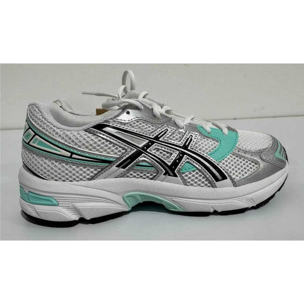Asics shoes - White 2