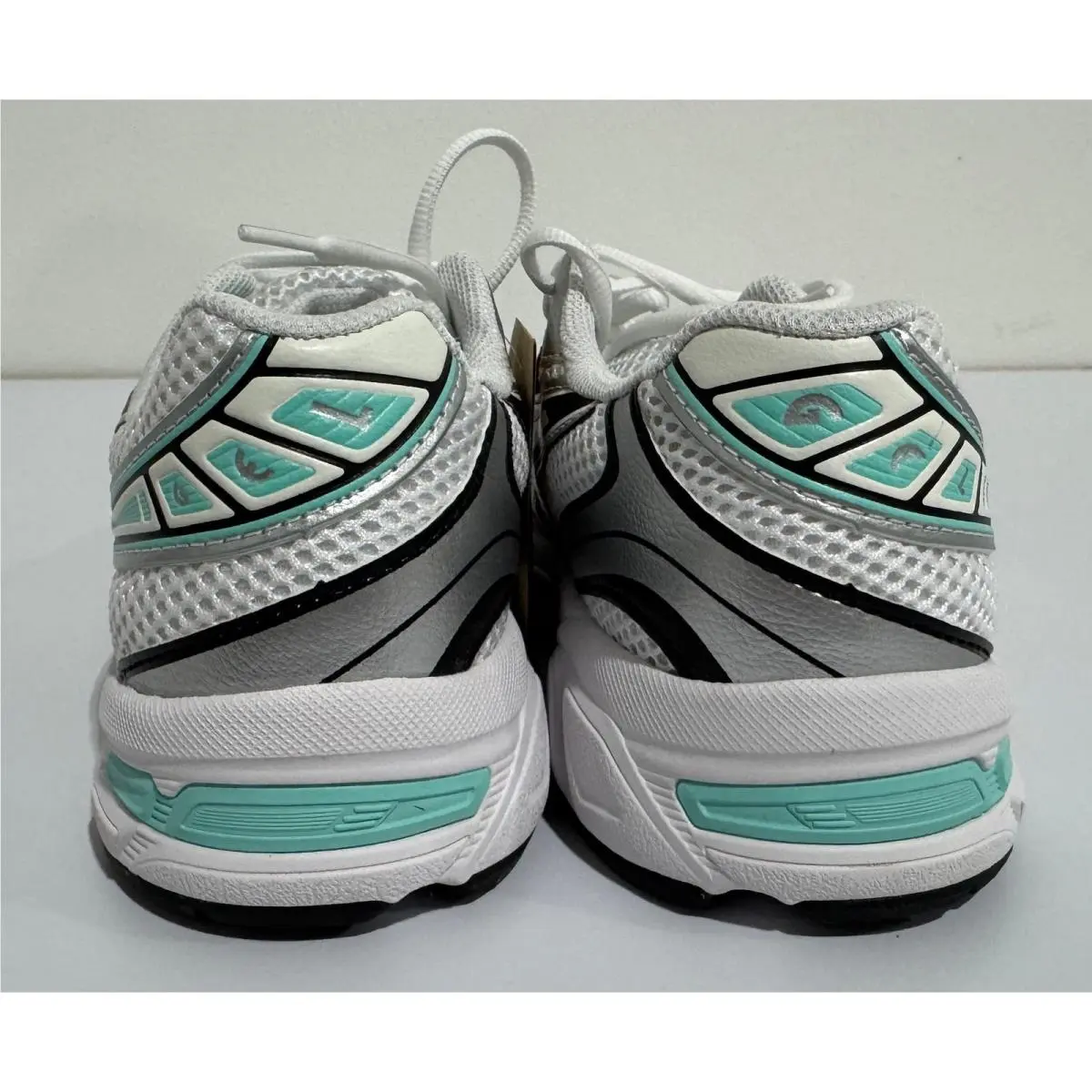 Asics shoes - White 3