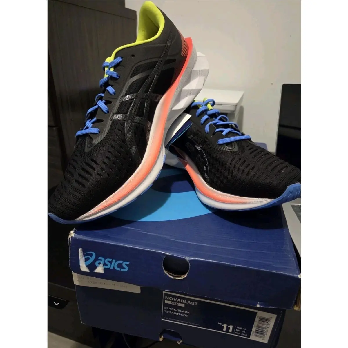 Asics Novablast Black Volt Orange 1011A681-001 Men’s Running Shoes Sz :11