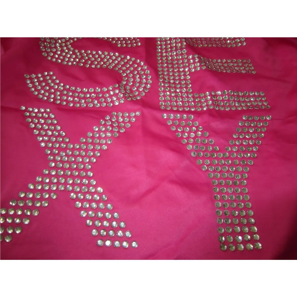 Victoria's Secret  bag   - s: Red, Raspberry Hot Pink silver stone vintage silky, Exterior: Red +Pink, Lining: Pink 21