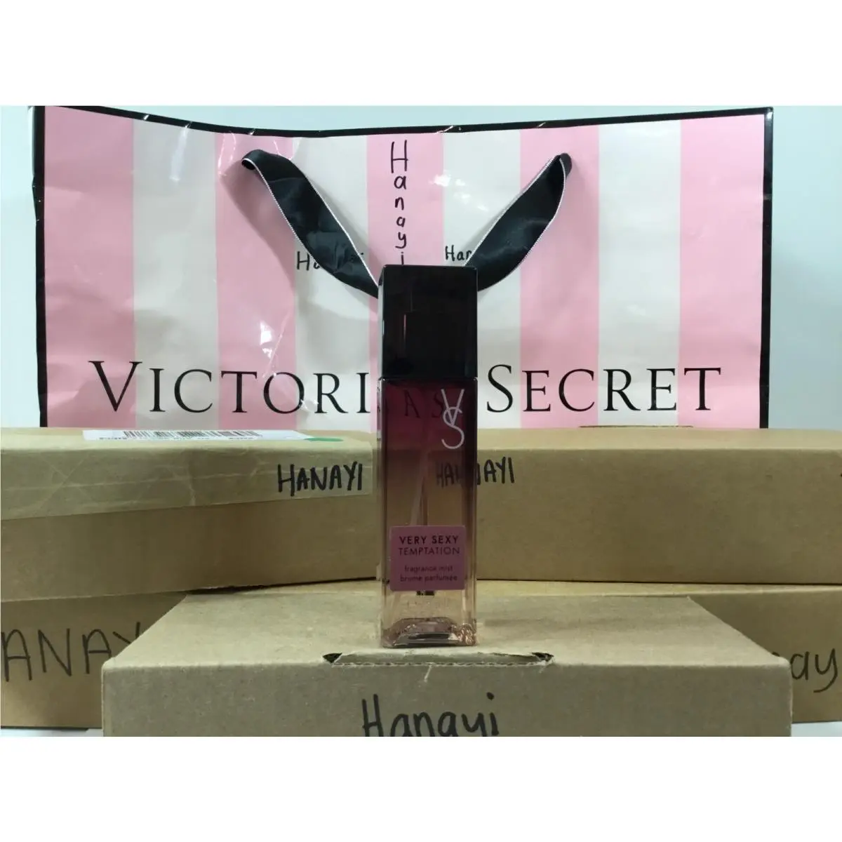 Victoria`s Secret Very Sexy Temptation Fragrance Mist 2.5 oz 75 ml Travel Size