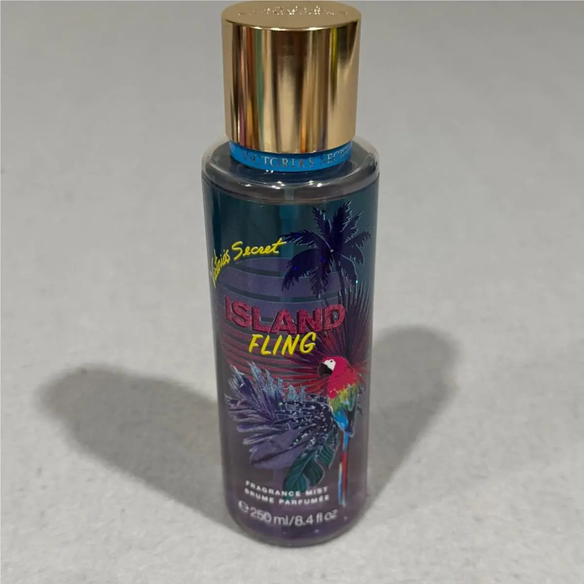 Victoria`s Secret Fragrance Mist Women Island Fling Beach Woods Vanilla 8.4oz