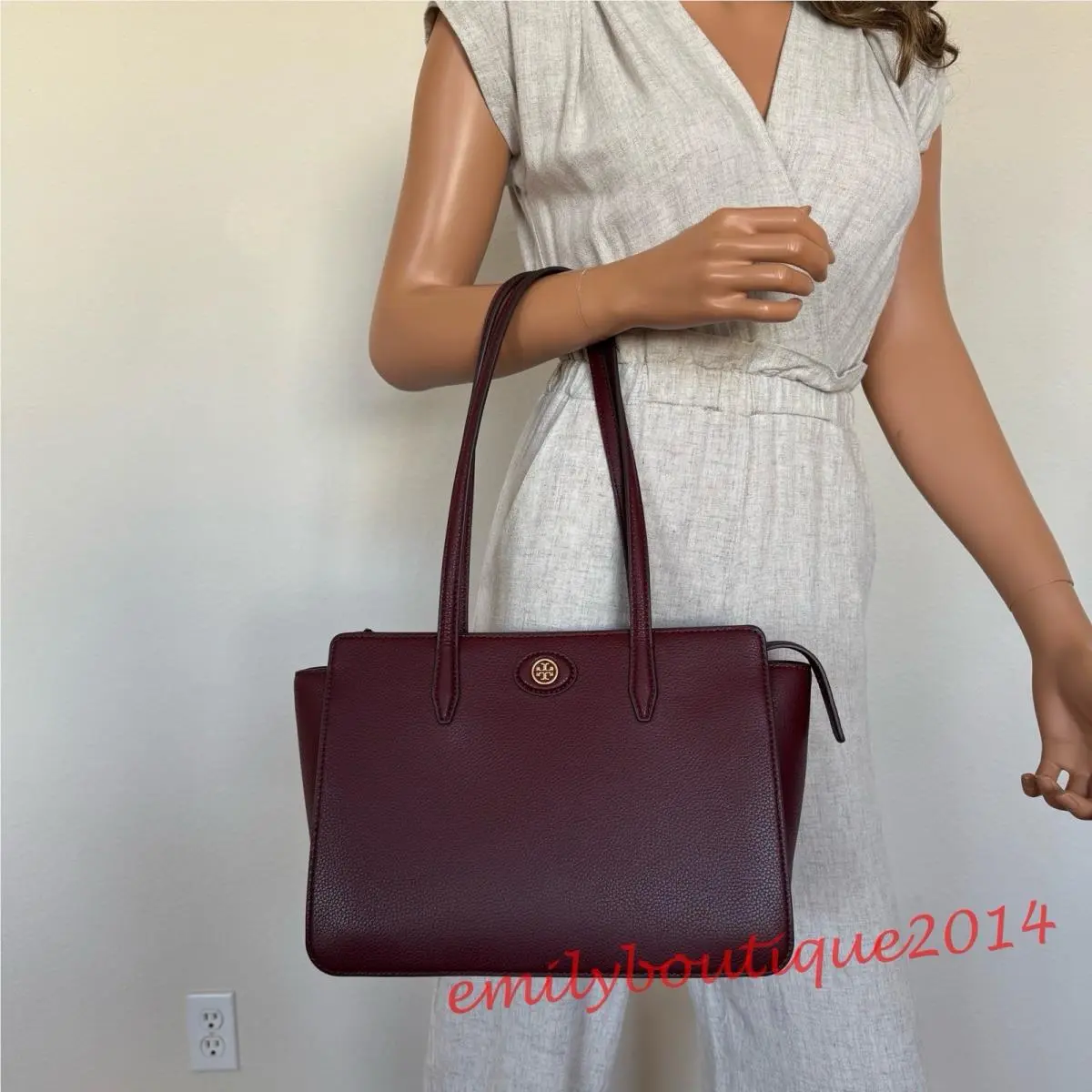 143241 Small Robinson Pebbled Leather Tote Zip Bag in Claret by Tory Burch