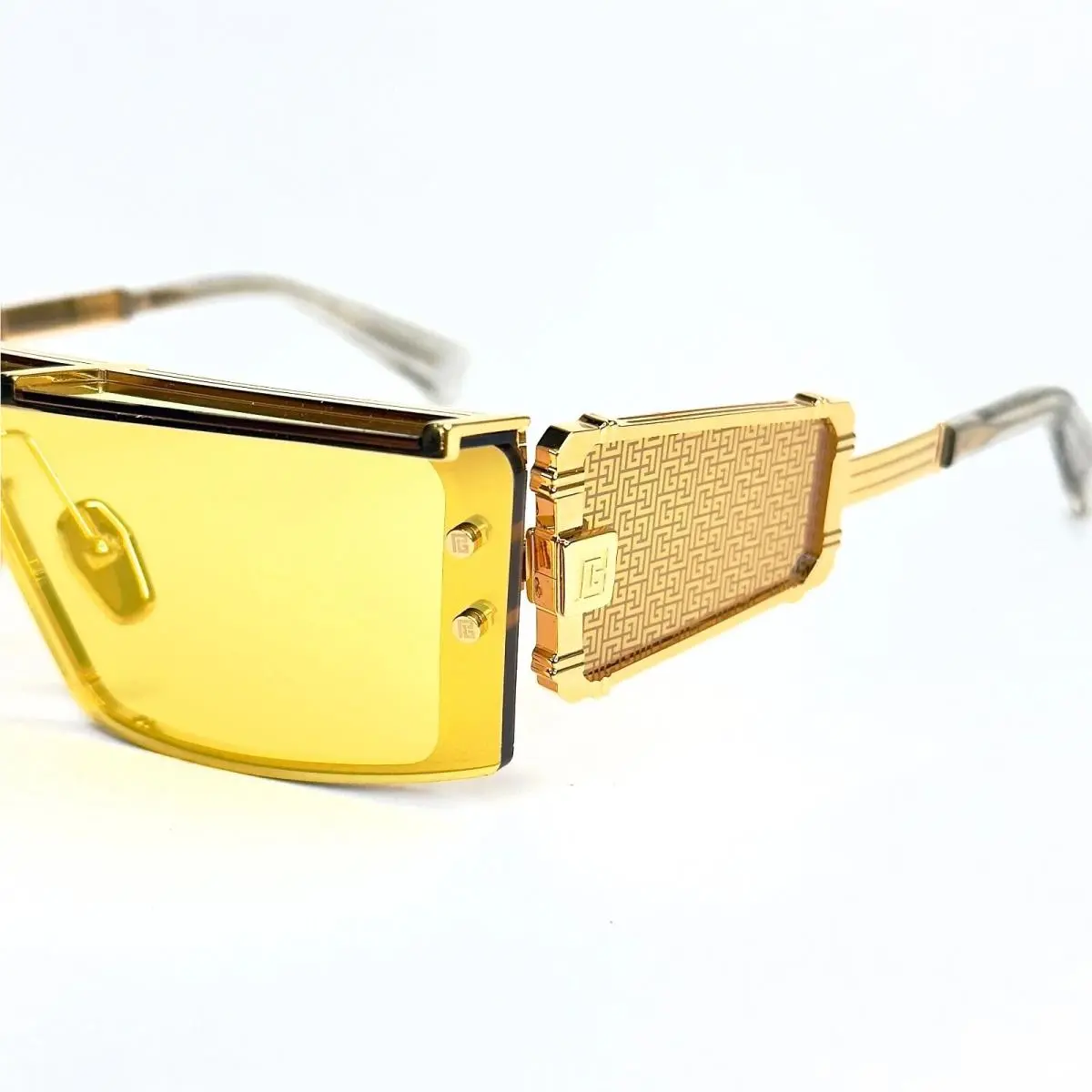 Eyewear by Akoni Wonder Boy Iii Oversized Gold Sunglasses Shield Japan by Balmain