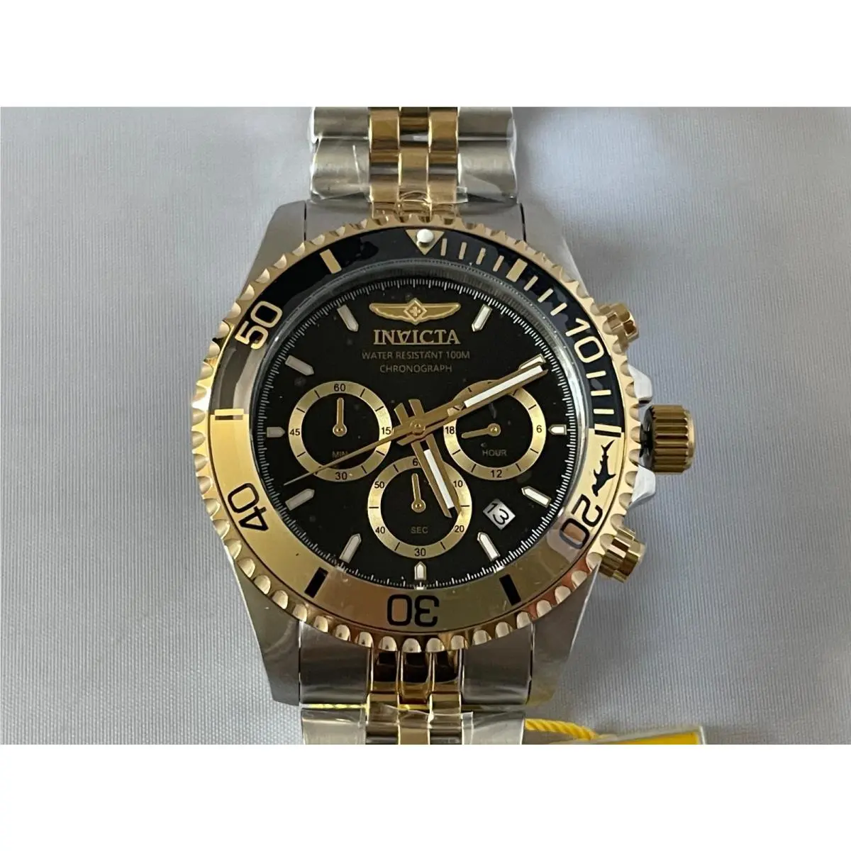 Men`s Watch Pro Diver Chronograph Black and Gold Dial Bracelet 44720 by Invicta