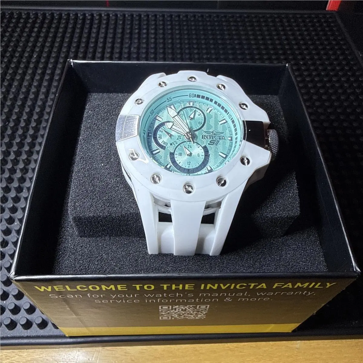 Invicta S1 Rally Splitter Men`s Watch White W Turquoise Dial 48124