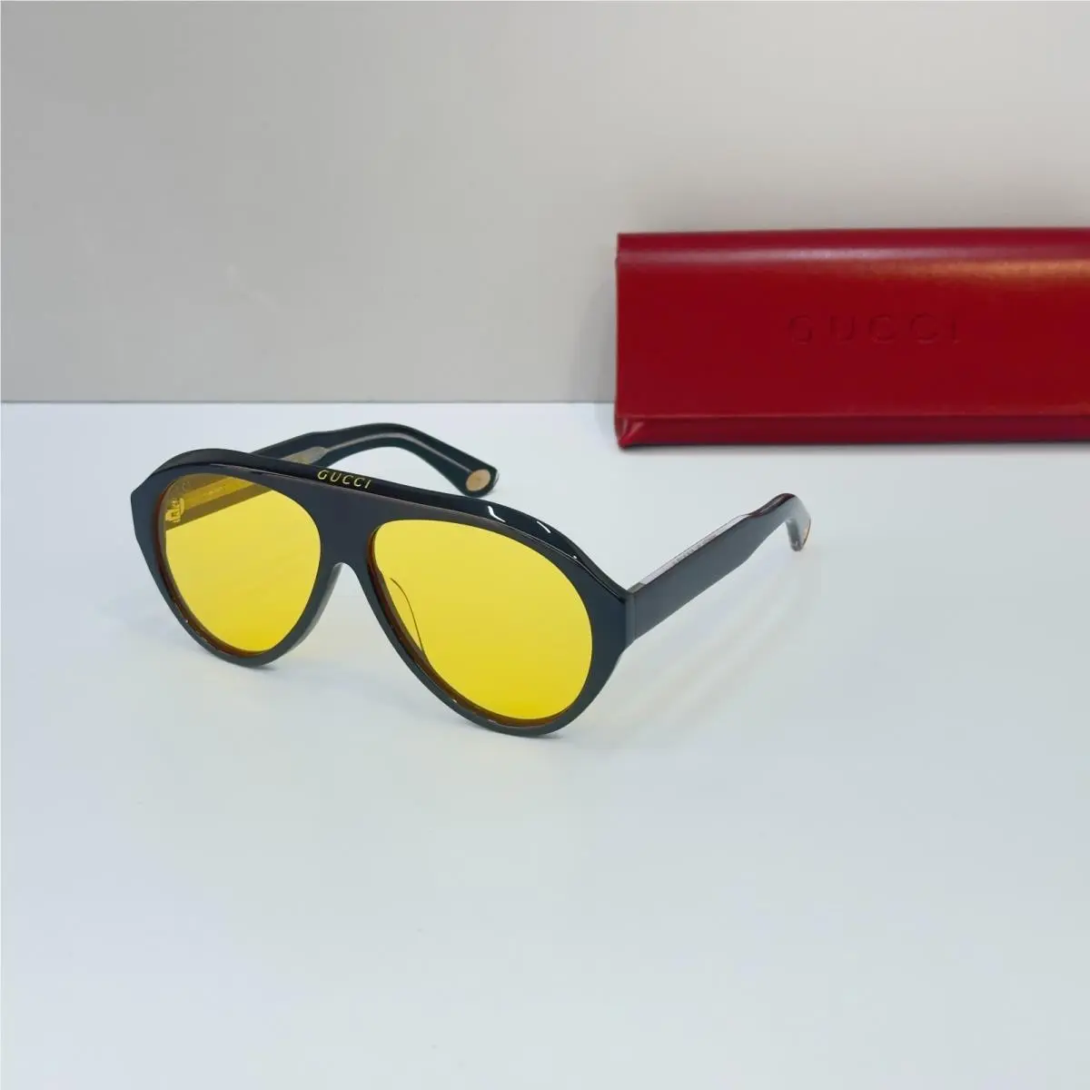 GG0479S 001 Sunglasses Black Frame Yellow Lens Aviator Italy Made by Gucci