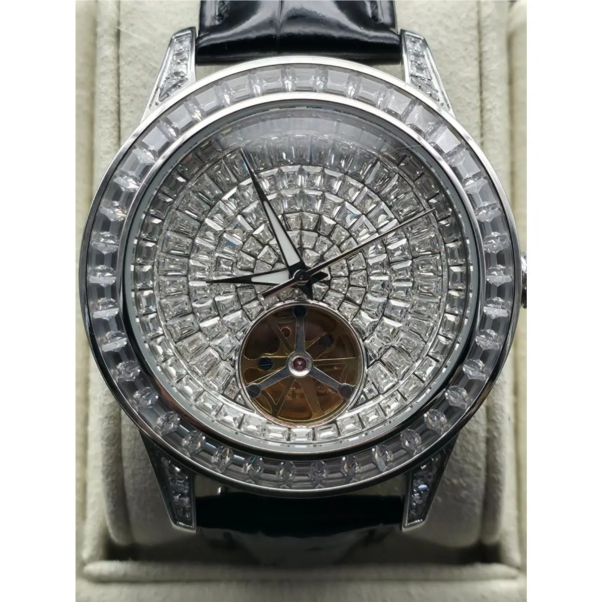 42mm Automatic Crystal Dial Black Leather Strap Men Watch Montreprestige by Invicta