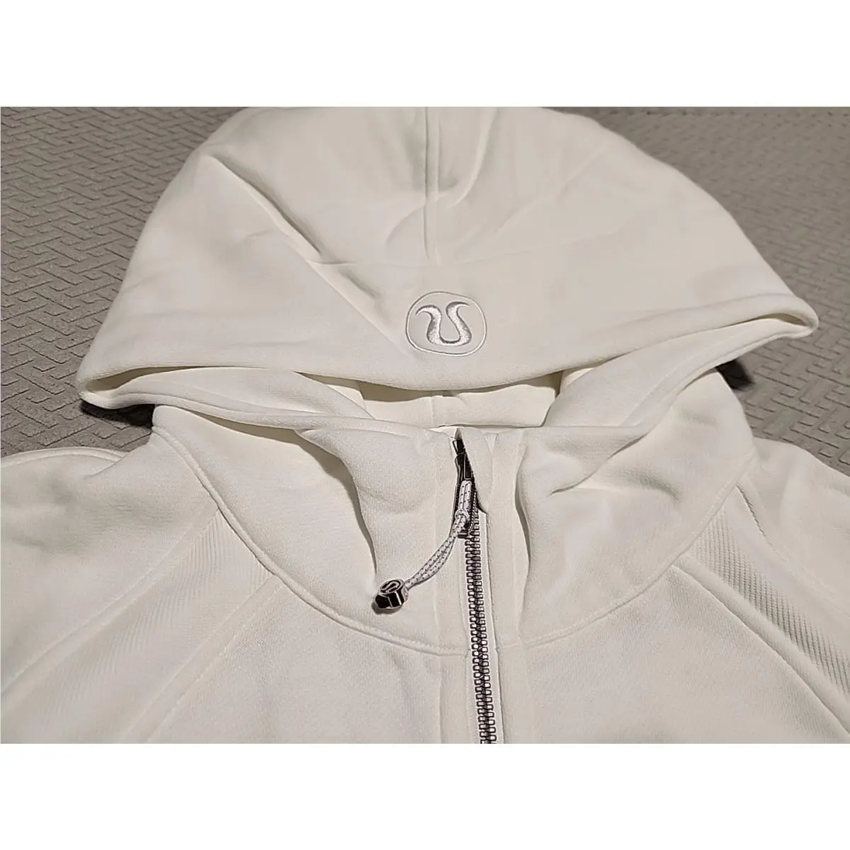 Lululemon clothing - XL/XXL - XL/XXL - White 8