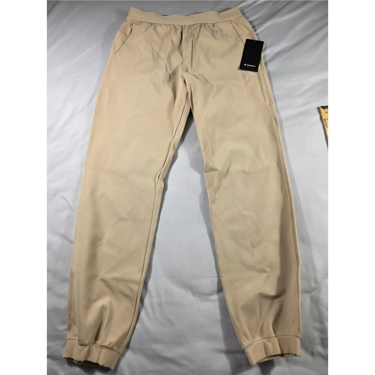 Lululemon Sojourn Jogger Tall Men Large Trench Tan Warpstreme Tapered Pants