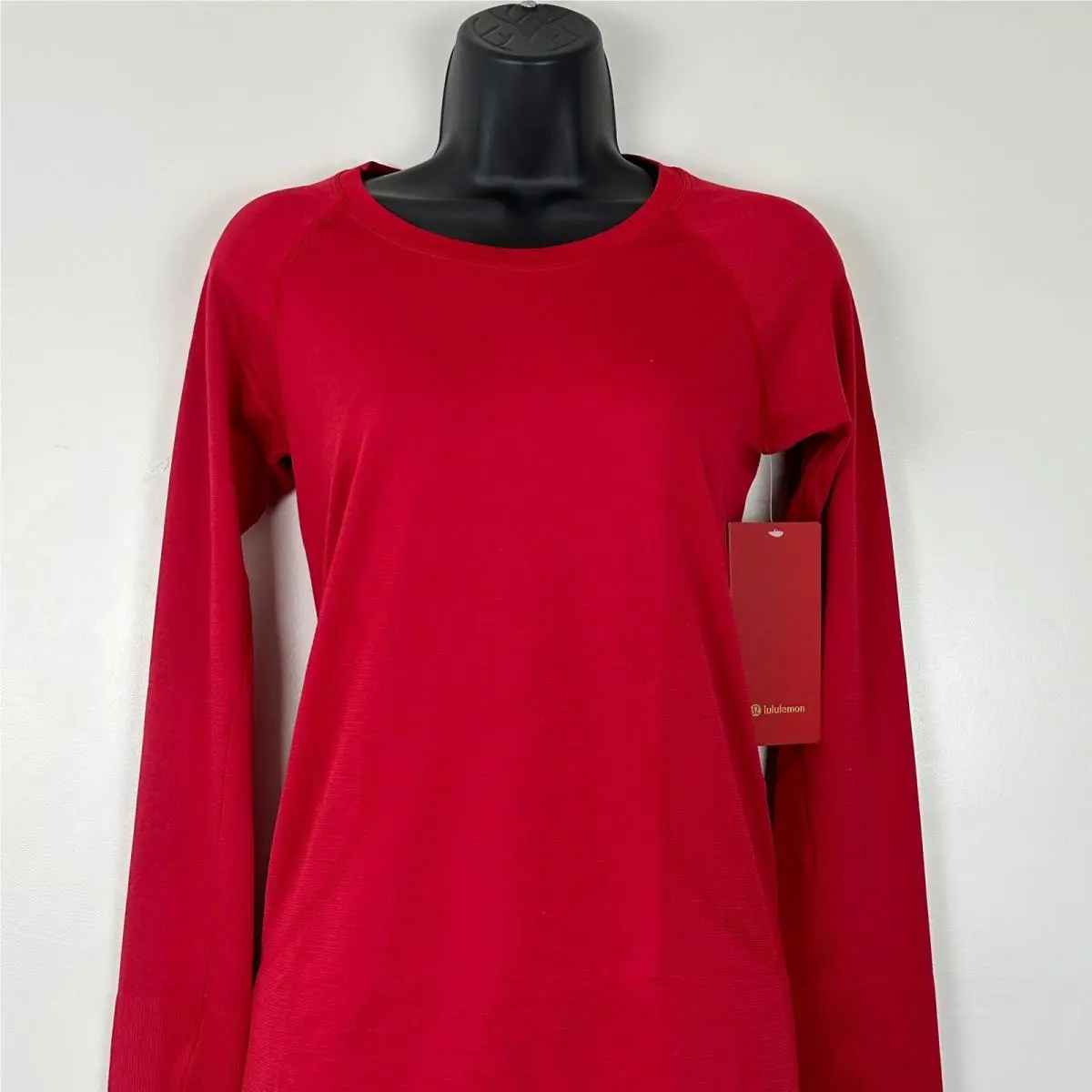 Lululemon clothing - Lululemon Swiftly - Swiftly - Red 0