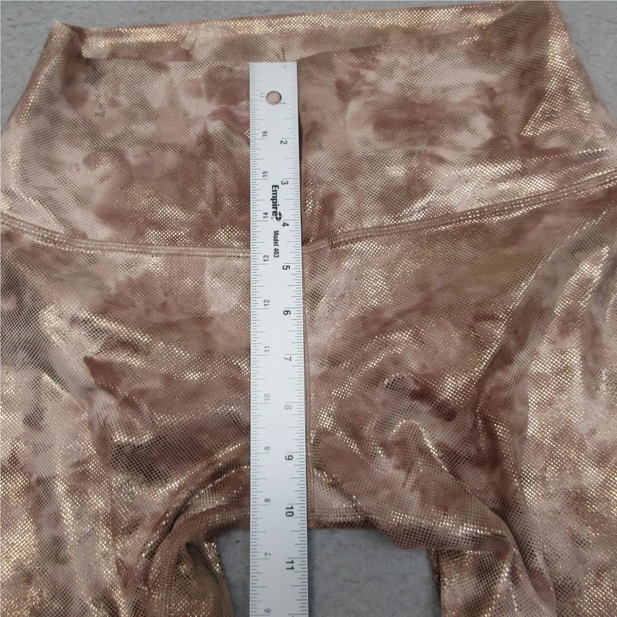 Lululemon clothing - Gold 14