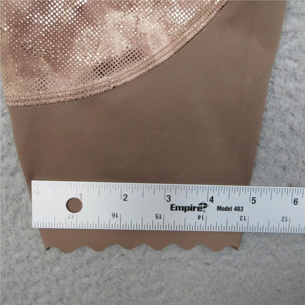 Lululemon clothing - Gold 16