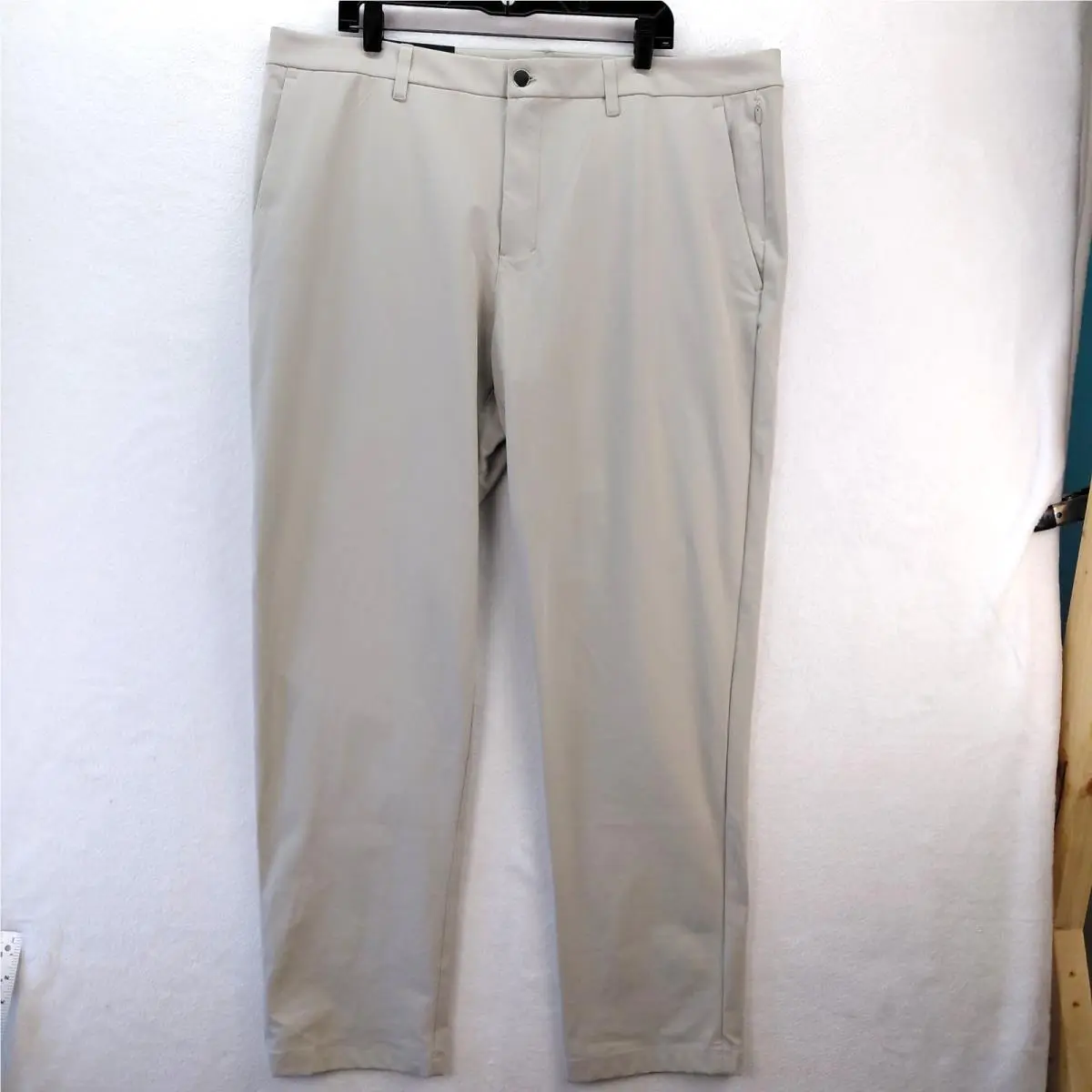 Lululemon Abc Classic Fit Trouser Pants Men 40x34 Beige Warpstreme Stretch