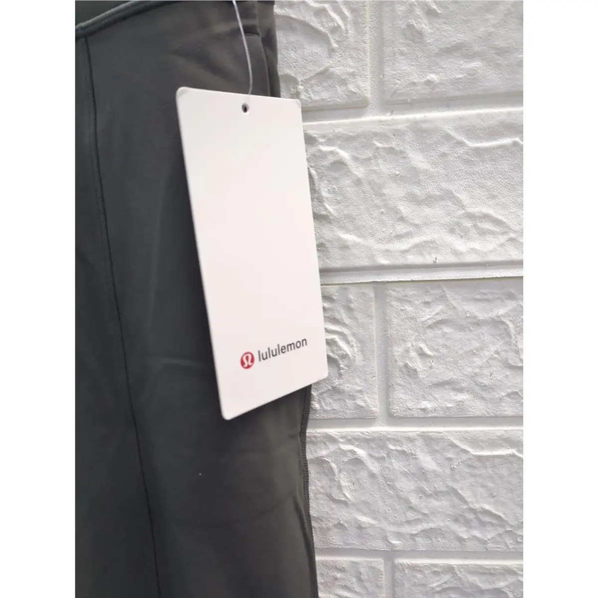 Lululemon clothing - Hunter Green 1