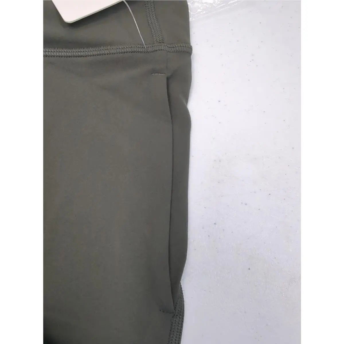 Lululemon clothing - Hunter Green 3