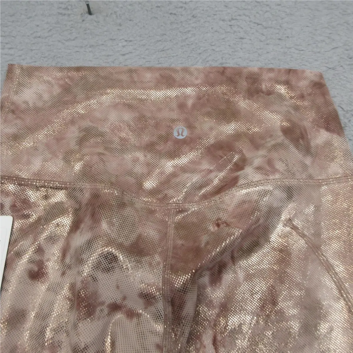 Lululemon clothing - Gold 4